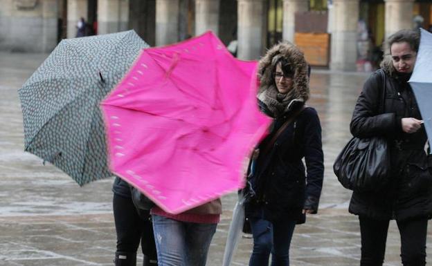 Aviso por vientos de hasta 80 kilómetros por hora el miércoles en Castilla y León