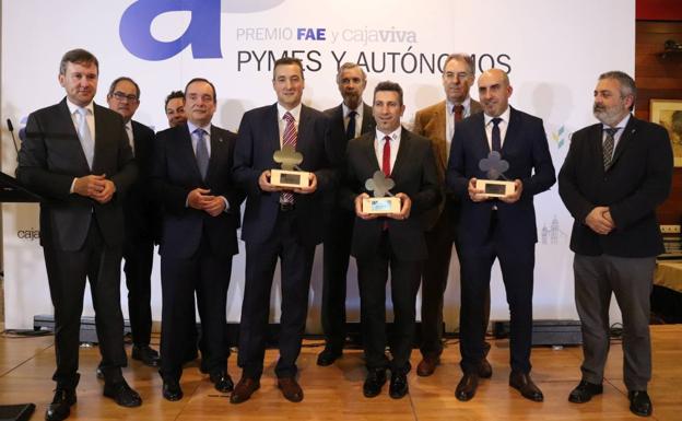 La patronal reconoce la trayectoria de Plaseuro, Casimiro Canónico Santos y Montes Design