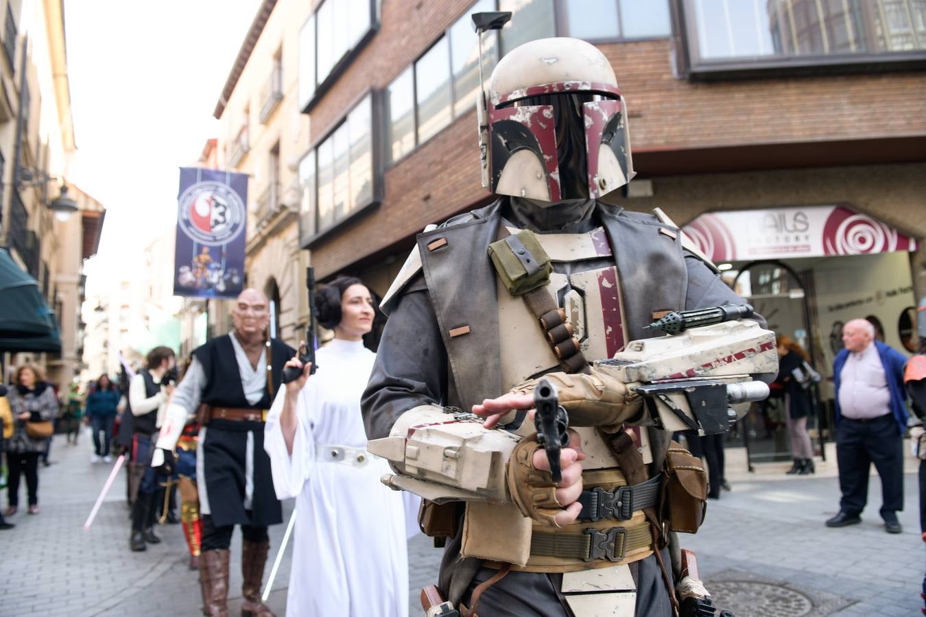 Gran desfile Cosplay en Valladolid con motivo del XIII Salón del cómic y del manga de Castilla y León