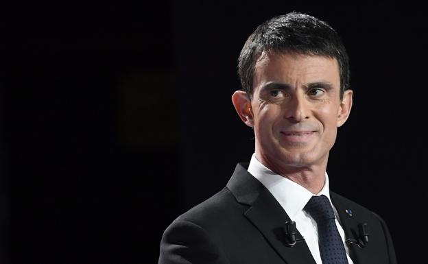 Valls pide por carta a Sánchez, Casado y Rivera un pacto de gobernabilidad