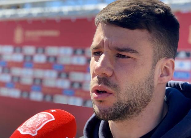 Bernat, ilusionado con su doble «premio»