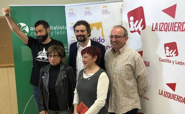 IU aglutina a otras fuerzas de la izquierda en una confluencia en la que no entra Podemos