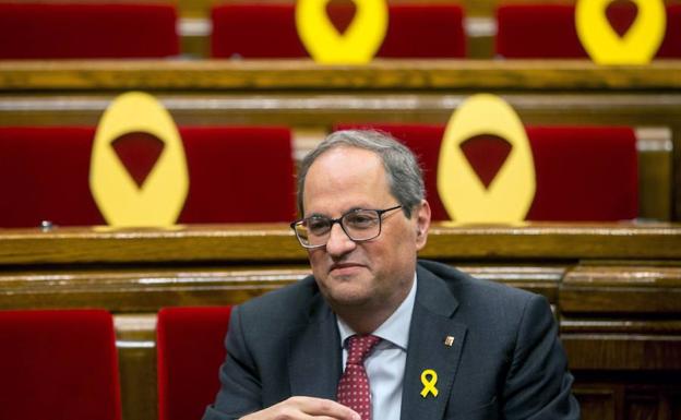 Torra niega que se esconda tras el Síndic en la polémica de los lazos