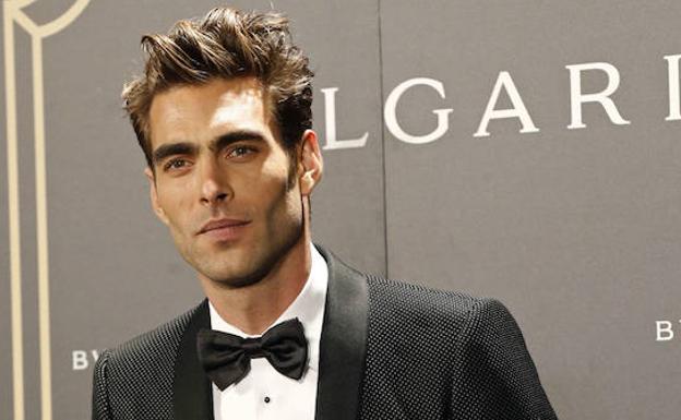 Jon Kortajarena incendia las redes con un impactante posado