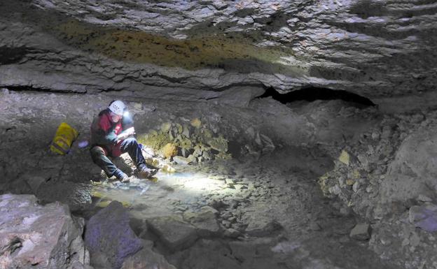 La digitalización del santuario y la exploración subacuática centran los trabajos en la Cueva Román de Clunia