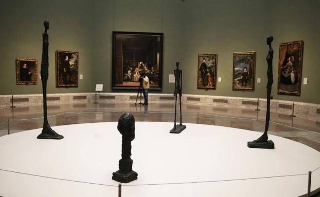 Un ejército de Giacometti invade el Museo del Prado