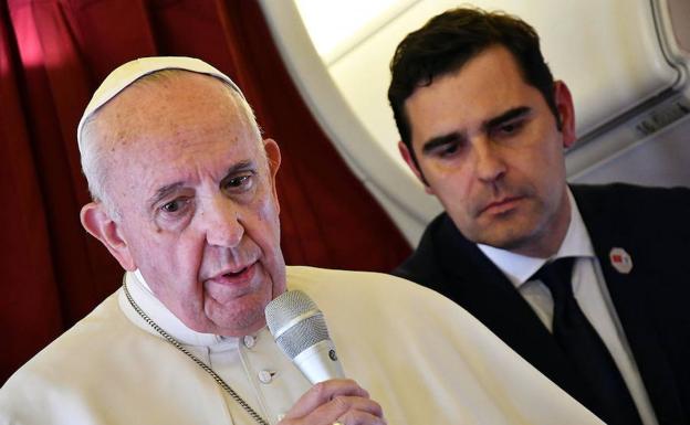 El Papa reconoce que los escándalos hacen que la Iglesia resulte «molesta e irritante»