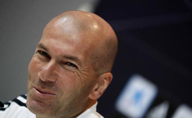 Zidane: «No va a haber debate el año que viene sobre los porteros»