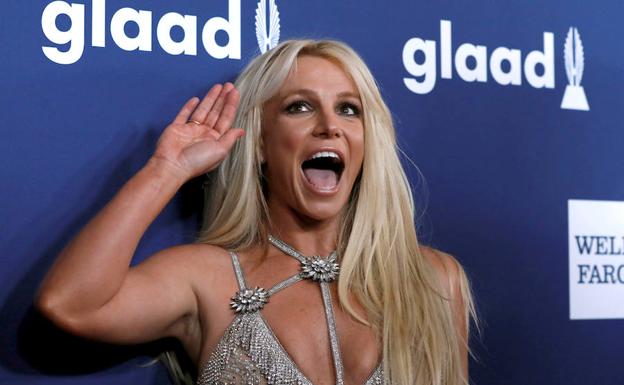 Britney Spears ingresa en una clínica mental angustiada por la salud de su padre