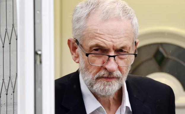 Corbyn enfría la negociación con May