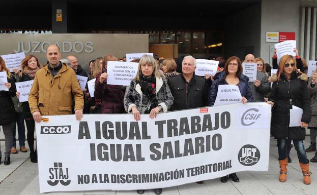 Los funcionarios de Justicia vuelven a la calle para exigir equiparación salarial