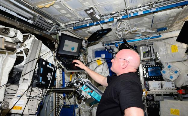 El astronauta gemelo de la NASA sufrió alteraciones genéticas después de 340 días en órbita