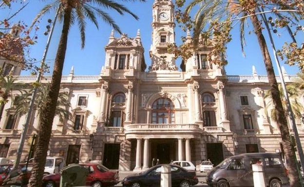 La AIReF prevé que las comunidades cumplirán el déficit del 0,1% este año, a excepción de Murcia y Valencia