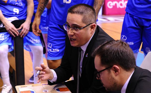 El San Pablo Burgos viaja a Badalona con el propósito de superar la buena defensa de la Penya