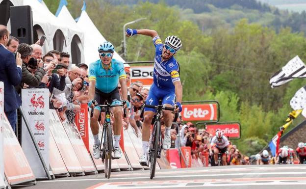 Julian Alaphilippe suma su segunda Flecha Valona consecutiva