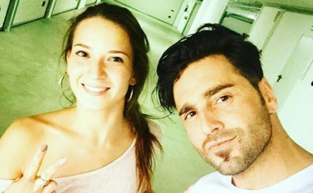 Bustamante confirma su relación con la bailarina Yana Olina