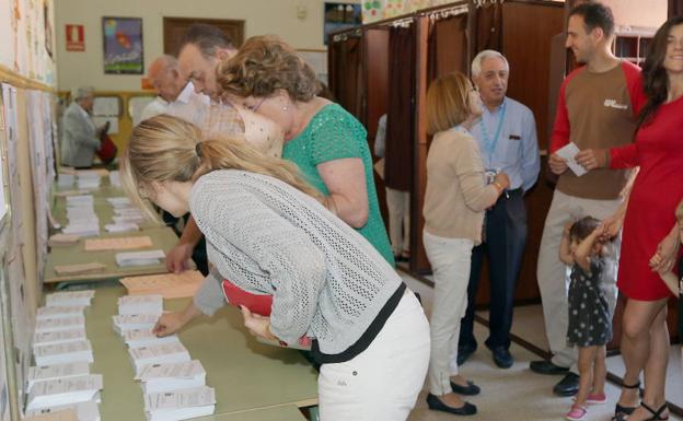 El PSOE llega al 85,98% del censo de la provincia y Ciudadanos presenta listas en 113 municipios