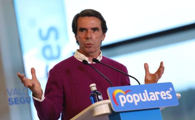 Aznar apela a la unidad del voto de la derecha para garantizar «el rumbo histórico de España»