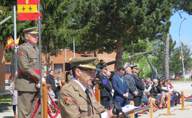 La base de Castrillo del Val recuerda el 'Dos de Mayo' de 1808 con un acto militar