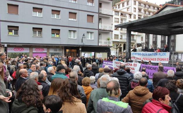 Retrasar un año la edad de jubilación ahorraría 4.200 millones al año