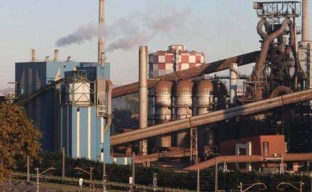 Arcelor se plantea aplicar un ERTE en su planta asturiana por el recorte de su producción