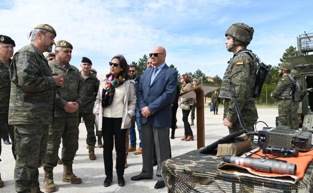 Robles pide a Cs que «esté a la altura de las circunstancias» y favorezca la investidura de Sánchez