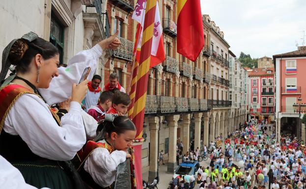 Los Sampedros arrancarán el jueves 27 con un homenaje a las Reinas y sus cortes