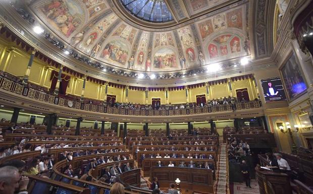 Los senadores y diputados de Castilla y León también cobran paro