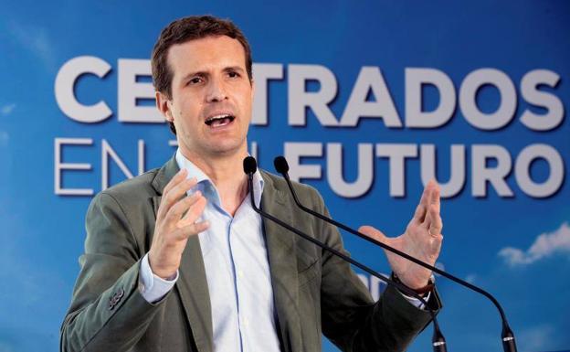 Casado señala la corrupción de etapas anteriores como causa de la fuga de votantes