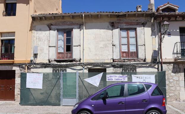 Vecinos de las Huelgas, hartos de las ratas y la suciedad en la calle Alfonso VIII