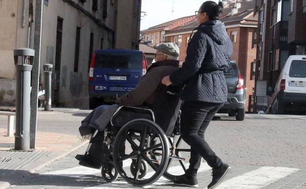 El Ecyl destina 535.000 euros para la contratación temporal de 350 trabajadores y la ampliación de jornada de ayuda a domicilio