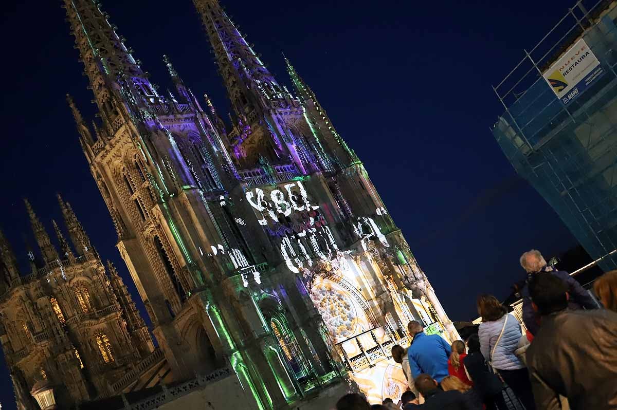 Las calles de Burgos 'despiertan' en La Noche Blanca