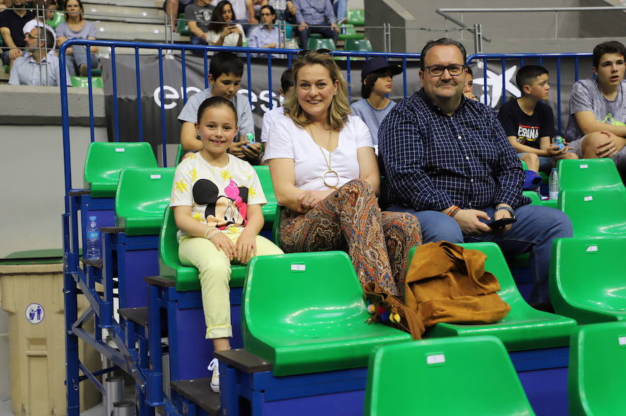 ¿Has estado viendo el partido de baloncesto entre España y Letonia? ¡Búscate!