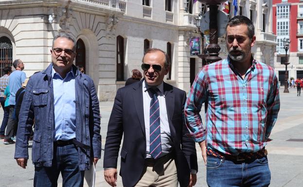 Un acuerdo global de PP y Vox desbloquearía la Alcaldía de Burgos, impidiendo investir a De la Rosa como alcalde