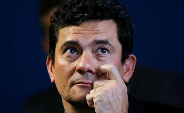 Nuevas grabaciones ponen contra las cuerdas al ministro Moro