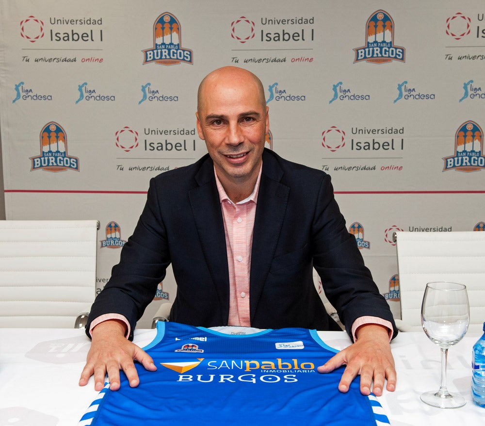 Joan Peñarroya lo deja todo por «ambición»