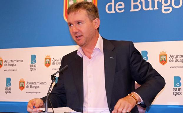 Lacalle se queda con Hacienda, Fomento y Contratación Local, las comisiones «más relevantes» en las que estará de portavoz del PP