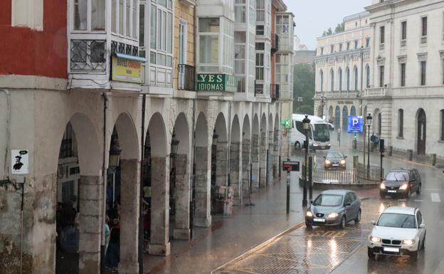 Aviso naranja por tormentas, con granizo y fuertes vientos, en la provincia de Burgos