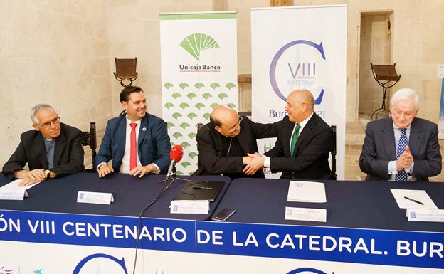 Unicaja patrocinará actividades culturales y sociales del VIII Centenario de la Catedral de Burgos