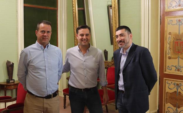 El alcalde de Burgos propondrá a los grupos municipales la adhesión al Consorcio de la Vía Verde Santander-Mediterráneo