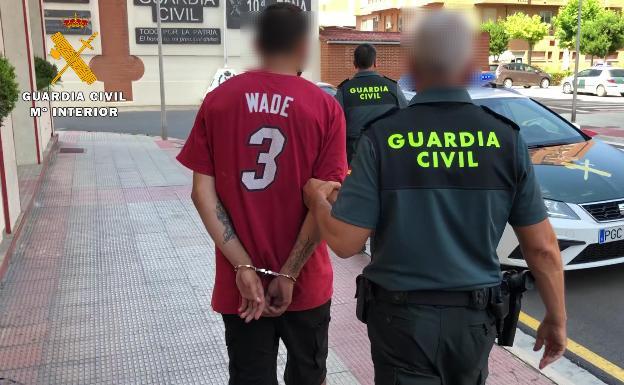 En prisión un mirandés y su pareja por intentar asesinar a un joven en La Rioja