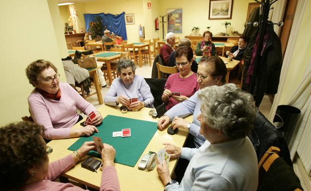 El BCE avisa de que el gasto en pensiones marca récords y pide acelerar los cambios en el sistema