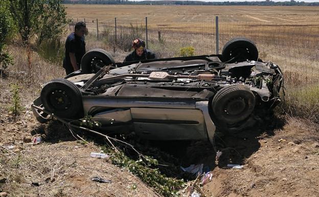 Cinco heridos, entre ellos tres niños, en un accidente a la altura de Osorno (Palencia)