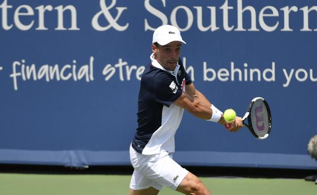 Bautista entra por primera vez al top 10 de la ATP