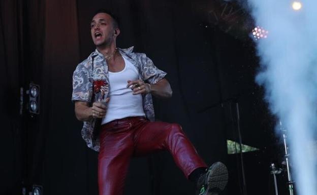 C. Tangana burla el veto y actúa gratis en una sala de Bilbao