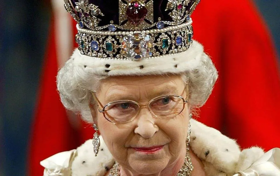 Isabel II, una reina generosa