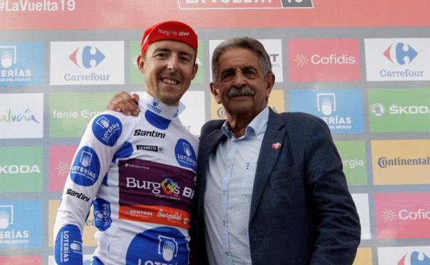 Madrazo conserva el maillot de la montaña en La Vuelta en su llegada a Cantabria