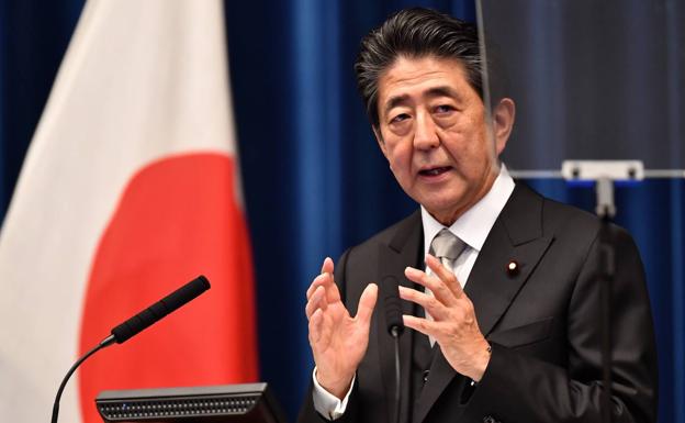 Abe potencia el Gobierno japonés al nombrar ministro de Exteriores a su negociador con EE UU