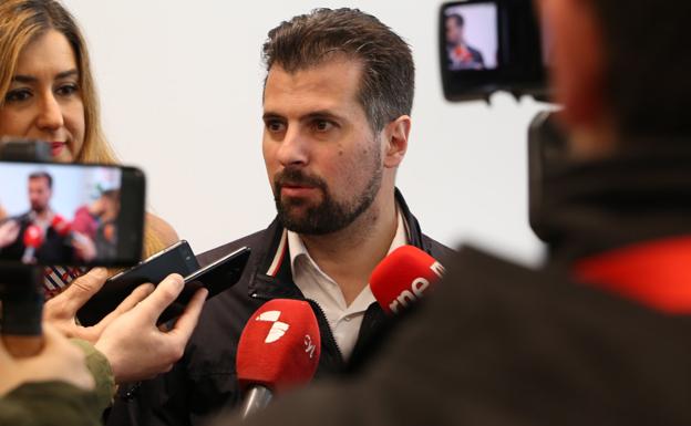 Tudanca advierte a la Junta de que el PSOE seguirá defendiendo que «no haya un recorte más» en materia sanitaria