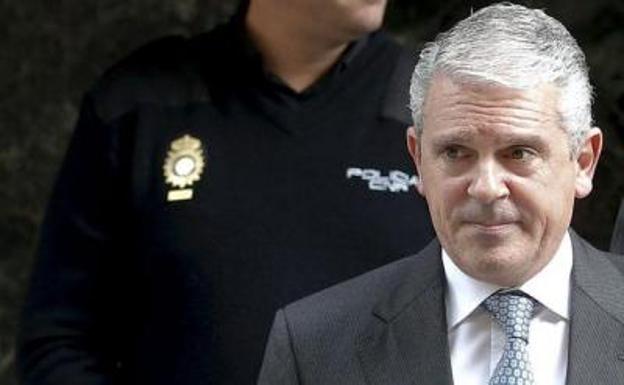 El juez sienta en el banquillo a 21 acusados por la «depredación» de Gürtel en Arganda